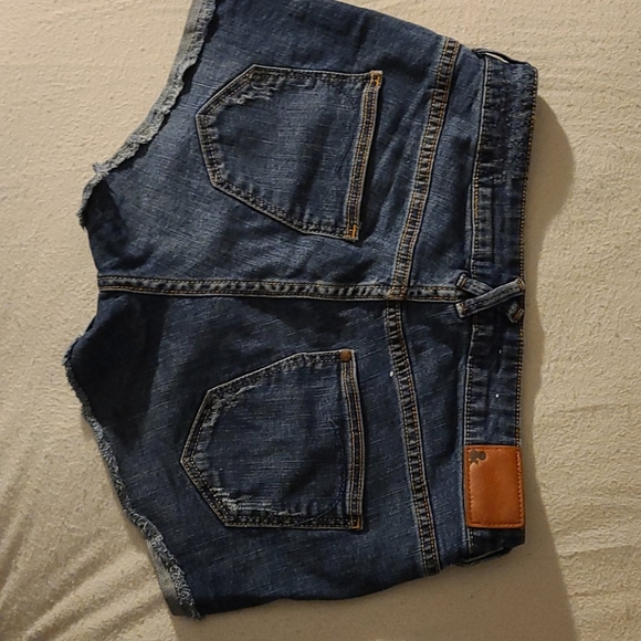 Jean Shorts - Picture 2 of 4